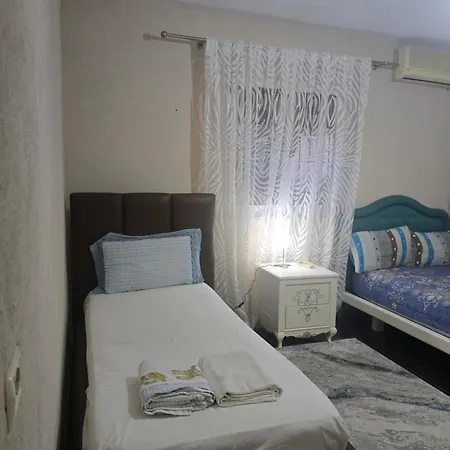 Διαμέρισμα Joel House